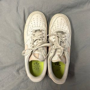 Women's Court Vision Low Sneaker